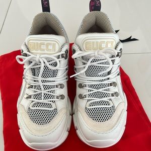 Gucci Womens Flashtrek Leather Sneakers